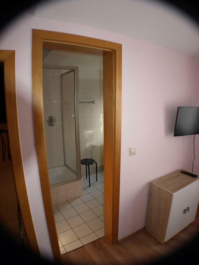 Pension Zur Alten Gaertnerei ไรเคนบาค อิม โวกท์ลันด์ ภายนอก รูปภาพ